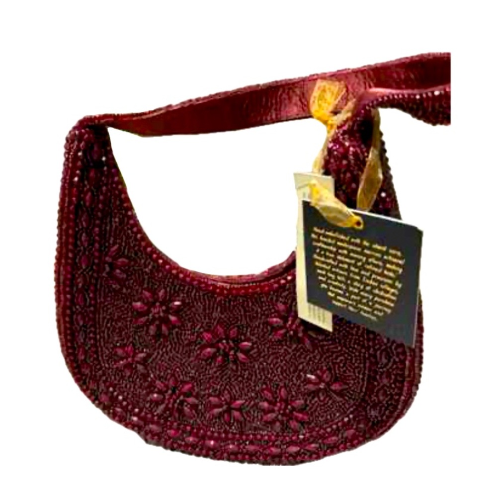 NWT ⚜️♥️⚜️ From India to you Gorgeous Burgundy Floral Beaded Purse - Picture 8 of 10
